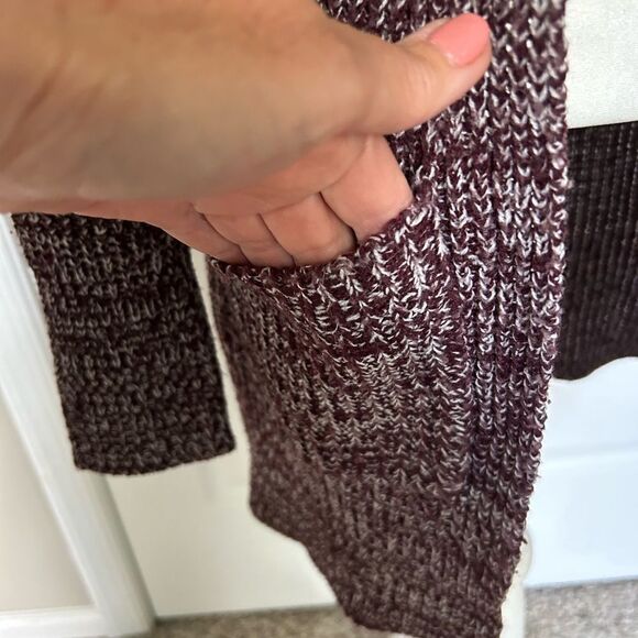 Poof! New York Women’s Maroon Knit Open Front Hooded Sweater Cardigan Size Large - Picture 6 of 9